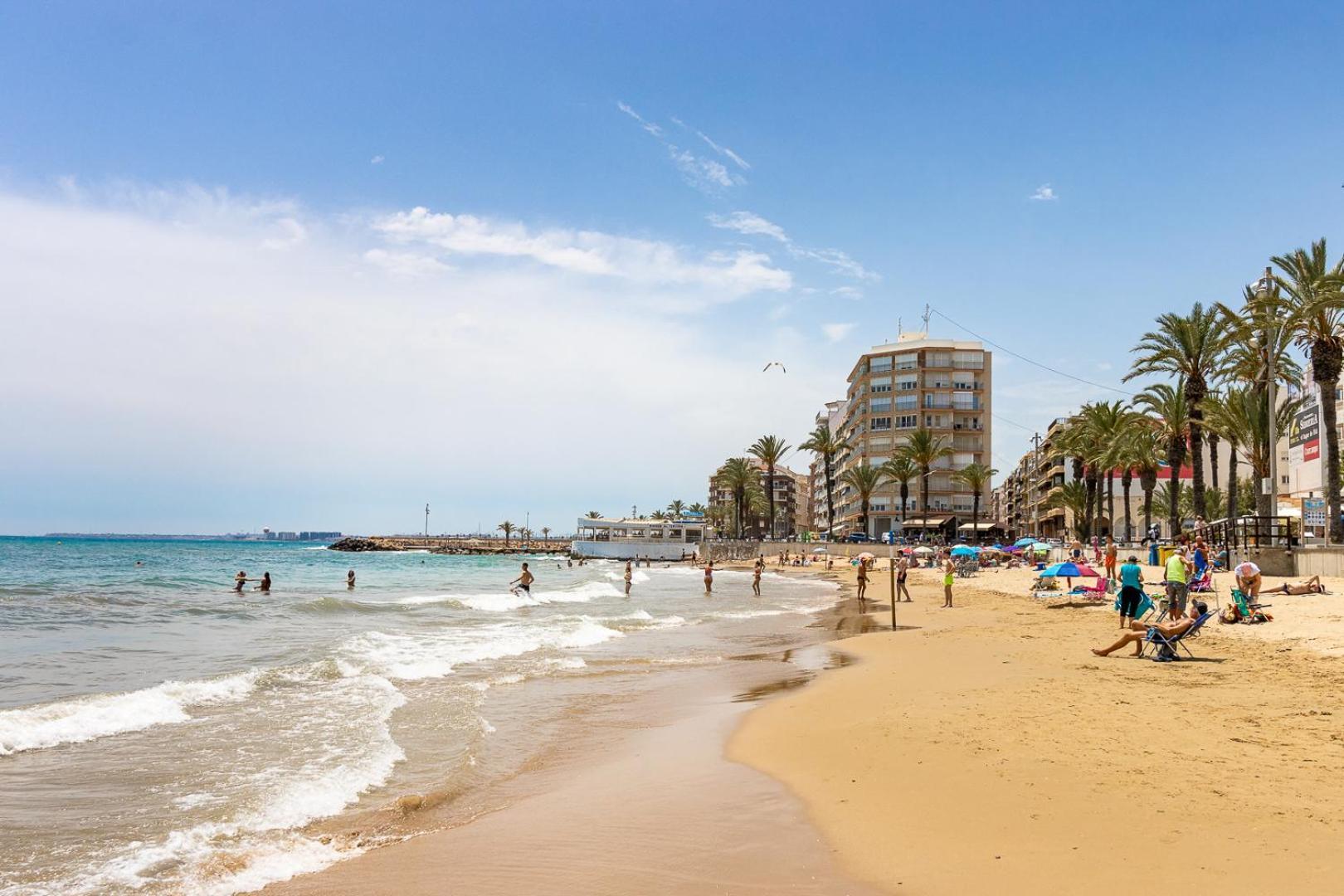 Apartment Near Beach, Playa Del Cura 또레비에하 외부 사진